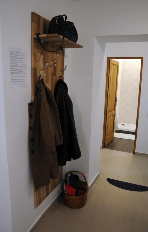 Black Gate - 2 Bedroom Apartment In The Heart Of Old Town With Free Private Secured Parking Braszów Zewnętrze zdjęcie