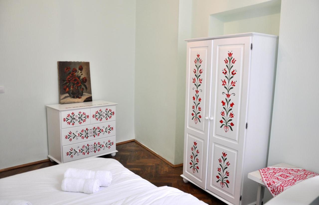 Black Gate - 2 Bedroom Apartment In The Heart Of Old Town With Free Private Secured Parking Braszów Zewnętrze zdjęcie