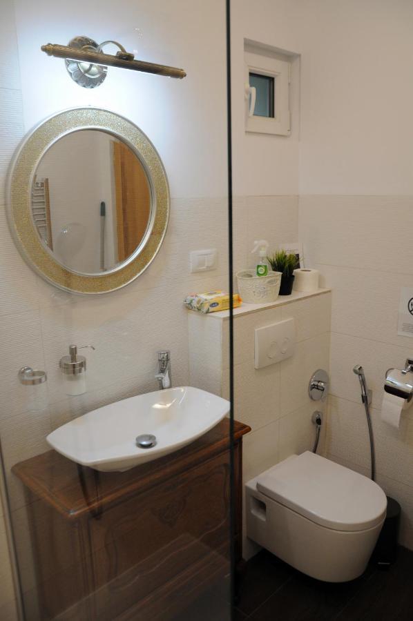 Black Gate - 2 Bedroom Apartment In The Heart Of Old Town With Free Private Secured Parking Braszów Zewnętrze zdjęcie
